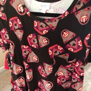 New LuLaRoe Carly Small Leggings material